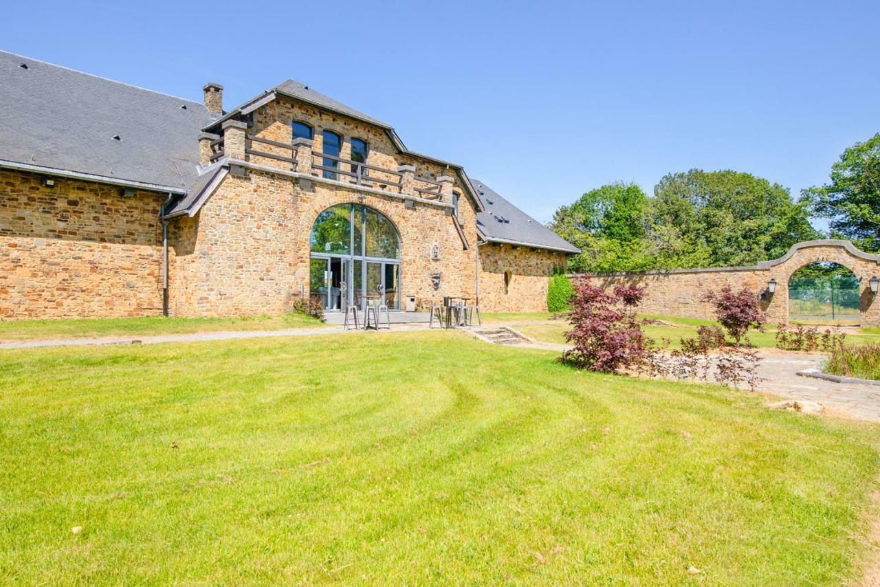 Domaine De Ronchinne - Chateau Et Ecuries Maillen Exteriér fotografie